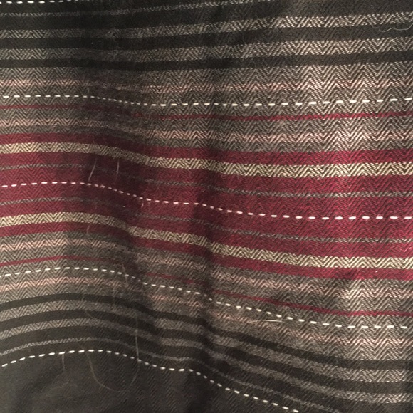 Wrap around skirt. - Picture 3 of 8